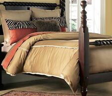 THE WELL DRESSED BED Multicolor Jonathan Bedding Collection in Queen, King