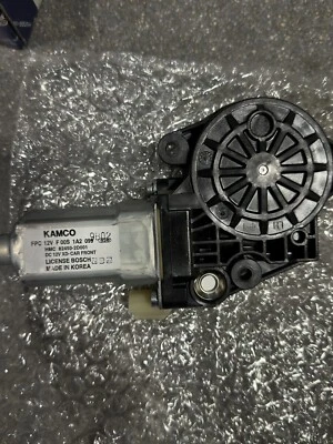 ПОДЛИННЫЙ двигатель стеклоподъемника передний водитель левый для 01-06 Hyundai Elantra 824502D001 - Изображение 1 из 4