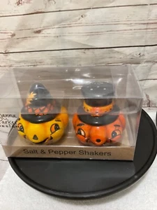 NUEVO EN CAJA Johanna Parker Halloween Salero y Pimentero Set Calabazas - OTOÑO - Imagen 1 de 6