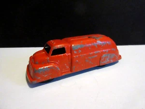 Vintage Tootsie Toy Diecast Orange Truck - Picture 1 of 3