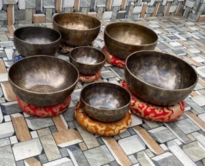 7-11" Professional Chakra Healing Full-Moon Singing Bowl Set of 7 Hand Tuned - Picture 1 of 5