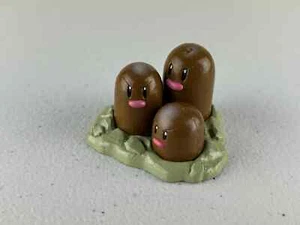 Pokemon Dugtrio TOMY Monster Figurine Nintendo toy mini Action figure - Picture 1 of 5