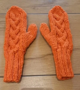 Handschuhe Damen handgestrickt Wolle orange mit Zopf Größe 6 - Bild 1 von 1