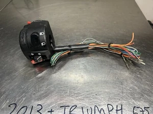 13 14 15 16 17 TRIUMPH DAYTONA 675r 675 Left Control Switch High Low Beam DAMAGE - Picture 1 of 8