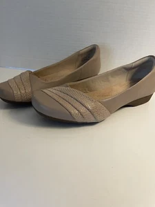Clark’s Collection Size 8 Med Taupe Leather Ballet Flat Comfort Cushion - Picture 1 of 7