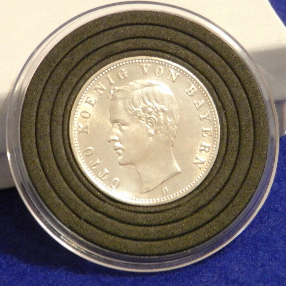 1913 D Germany Bavaria 2 Marks - Otto - Rare Key Date Silver Coin - A Must See!! - Image 1 of 2