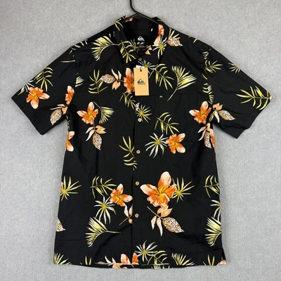 Quiksilver Shirt Mens Medium Tropical Floral Button Up Short Sleeve Camp Fit NEW - Image 1 of 4
