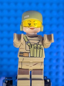 Lego Star Wars: Episode 8: Resistance Trooper (Female) sw0853 Set 75177