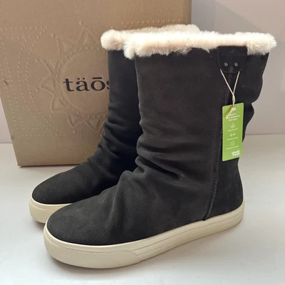 ¡Nuevo! Taos Acogedoras Chic Gris Oscuro Gamuza Imitación Piel Botas Para Mujer Talla 7 Foto 1 de 4