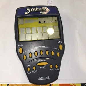 Juego portátil Radica Solitaire del 99 de colección con pantalla GRANDE probado y funciona - Imagen 1 de 2
