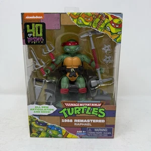 TMNT 1988 Remastered Raphael 4 Zoll Actionfigur, 40th Anniversary, NEU - Bild 1 von 6
