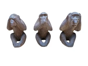 Monos de colección tallados en madera ver, oír, no decir malvados Mizaru Kikazaru Iwazaru - Imagen 1 de 12
