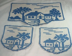 Copribraccioli e poggiatesta sedia vintage all'uncinetto - set centrini blu e bianchi - Foto 1 di 12