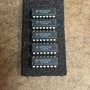 (5 Pcs) Motorola SN74LS74AN Dual D-Type Flip-Flops NOS DIP IC - Picture 1 of 1