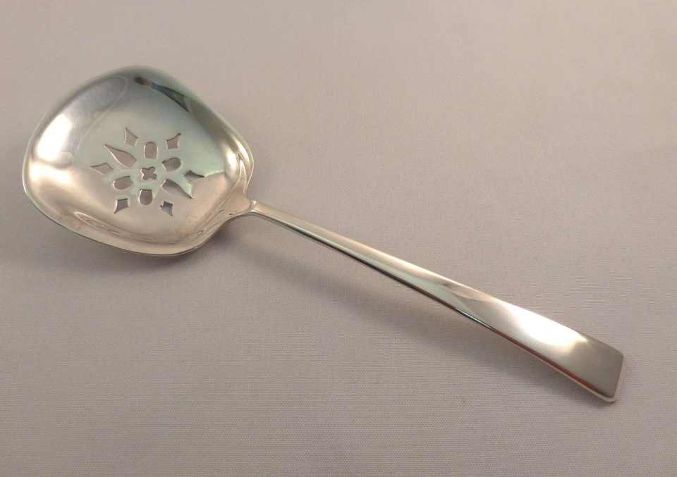 CRAFTSMAN-TOWLE STERLING BON BON SERVER - Image 1 of 1