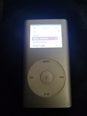 Apple iPod Mini 1st Generation Silver A1051 (4 GB) Tested 2004  - Image 1 of 4