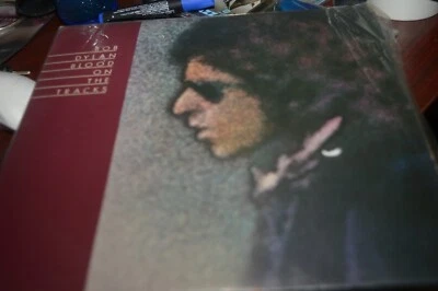 BOB DYLAN BLOOD ON THE TRACKS 1974 JAPAN  PRESS  VINYL LP NO OBI WITH INSERT - Image 1 of 4