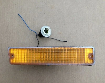 83 84 85 86 87 88 OLDSMOBILE CUTLASS SUPREME 2 puertas luz de señal de giro lámpara derecha Foto 1 de 4