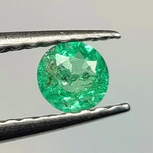 0,15 CT - Smeraldo Zambia naturale taglio tondo buona lucentezza gemma verde - 8607 - Foto 1 di 2