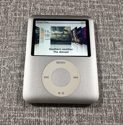 New Apple iPod Nano 3rd Generation 4GB 8GB Sliver New Battery MP3 Player - Image 1 of 4