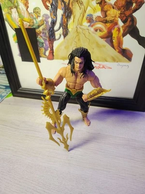 Boneco de ação Marvel Legends Series Savage Namor escala 6" The Void BAF Wave - Imagem 1 de 2