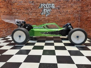 TEAM ASSOCIATED B5M ROLLER W/JCONCEPTS CUSTOM PAINTED BODY - Picture 1 of 16
