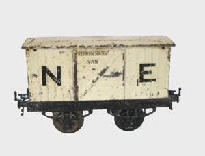 AC4527: Vintage Hornby 0 Gauge NE Refrigerated Goods Van - Picture 1 of 5