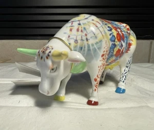 Vintage Cow Parade Udderly Groovy Lady Belle Bennett Cow Tie Dye retirado #9170 - Imagen 1 de 8
