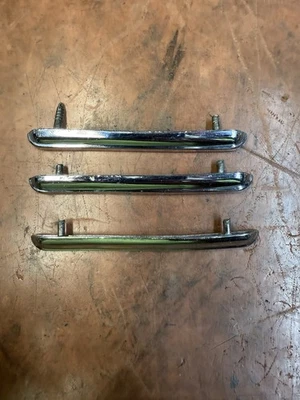 Pontiac Lemans 1966 original emblema guardabarros persiana 9783317 cantidad 2 Foto 1 de 4