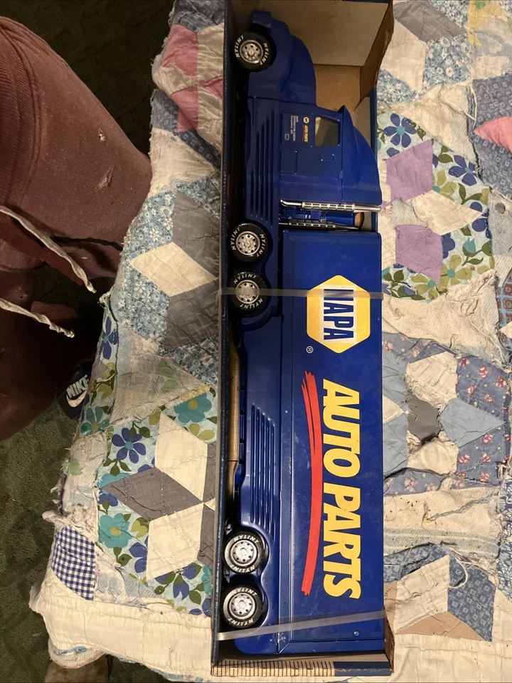 I Have A Nine Went Napa Tractor Trailer Never Been Open - Image 1 of 2