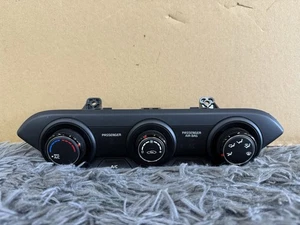 2019-2021 Kia Forte AC Heater Climate Temperature Control Units Q029613W OEM ST7 - Bild 1 von 8