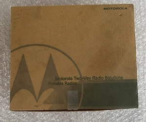 Motorola GP339 VHF 136-174 5W 255CH 2 way radio - Foto 1 di 8