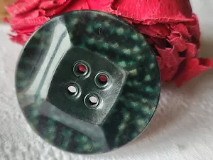 Enorme bouton anciens en celluloid vert 4,4 cm fissure vers un passant ref 1548 - Picture 1 of 5