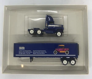 Winross The Story of Ford Trucks 1912-1913 Tractor Trailer Diecast 1:64 EX+ NM - Picture 1 of 10