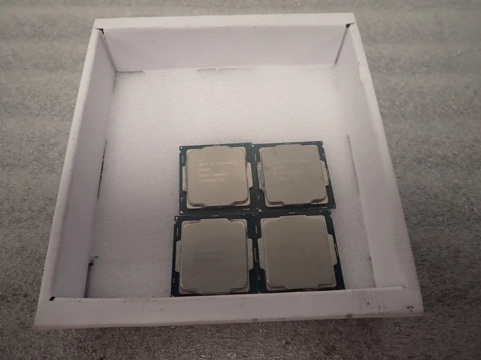 Lote de (4) CPU Intel Pentium G4560 3,50 GHz Dual-Core 3 MB LGA 1151 P/N: SR32Y Foto 1 de 1