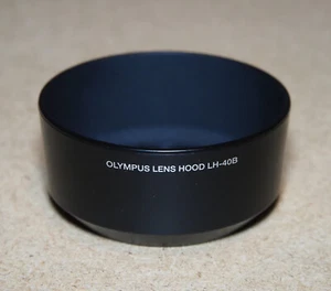 Gegenlichtblende Olympus MFT zum Zuiko 1,8 / 45 - Typ LH-40B, neuwertig - Bild 1 von 3
