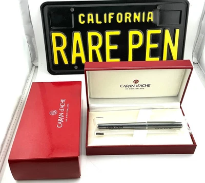 Pluma Estilográfica Hexagonal Caran D'Ache Fibra de Carbono y Platino 18K B Nuevo en Caja NUEVA SELLADA Foto 1 de 3