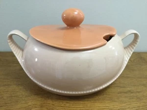 Vintage Peach Soup Tureen, USA - Picture 1 of 8