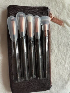 Genuine ZOEVA Rose Golden 5 x Brushes 227 blending 329 lip 322 brow New + bag - Picture 1 of 5