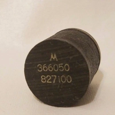 Relé Motorola 366050 827100 9 pines Foto 1 de 2