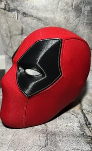 Deadpool textured mask/helmet - Picture 1 of 5
