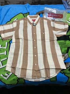 🔥РЕДКАЯ🔥SS18 Supreme широкая полоса коричневый на пуговицах S/S средний совершенно новый🔥🔥 - Изображение 1 из 4