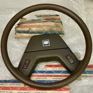 1979-1983 Datsun 280zx Japan spec OEM Steering Wheel Brown Silver Horn Button - Picture 1 of 7