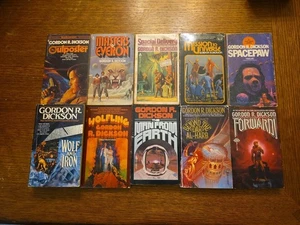 Lot of 60 Vintage Gordon R. Dickson Fantasy Science Fiction Paperback Books - Picture 1 of 12