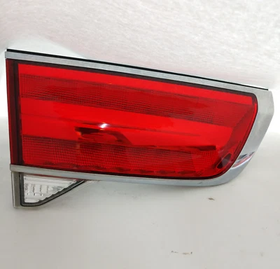 Lincoln MKX 2011-2015 puerta trasera luz trasera conductor lado izquierdo OEM Foto 1 de 4