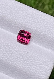0.480CT Unique Collection 100% Natural Rhodolite Garnet Loose Gemstone - Picture 1 of 2