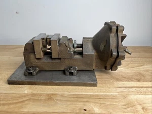 W.R.BROWN CORP Air Vice With Base Plate And Modified Jaws, Good Condition - Picture 1 of 10