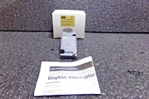 Cuerpo de interruptor límite, 2 NO/2NC,10A @ 600V DAYTON 11X460 (HH) - Imagen 1 de 4