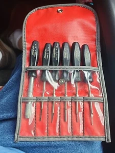 Snap-On Tools USA TT600 6pc Electrical Terminal Release Tool Kit w/ Red Pouch - Picture 1 of 6