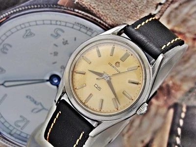 Beautiful Beautiful steel Certina DS-1 tortoise back watch from the 1960s. - Image 1 of 4